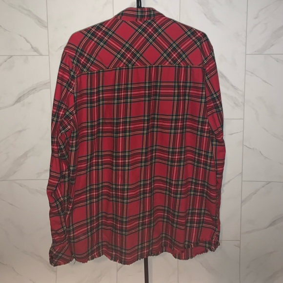 H&M BUTTON DOWN SHIRT - Picture 2 of 3